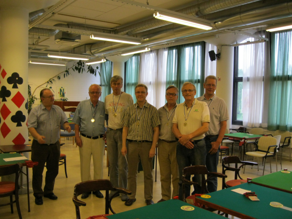 SM2010 kultaa