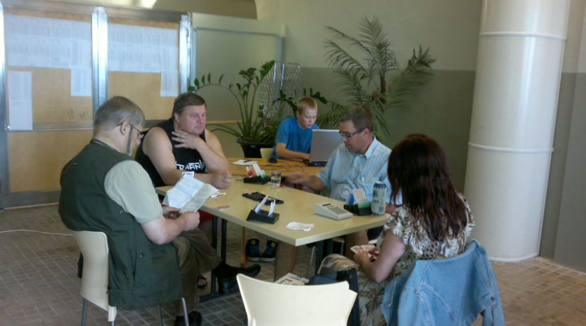 Closed room Cup2012
